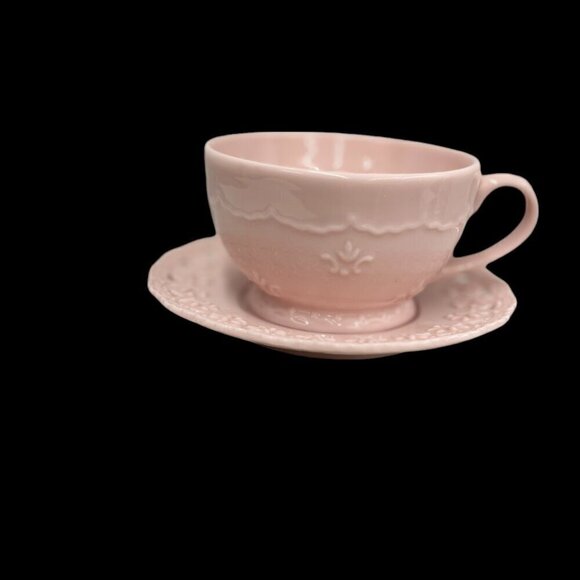Pastel Lace Skye McGhie  tea-for-one stackable one-cup teapot with cup & saucer - Picture 5 of 10
